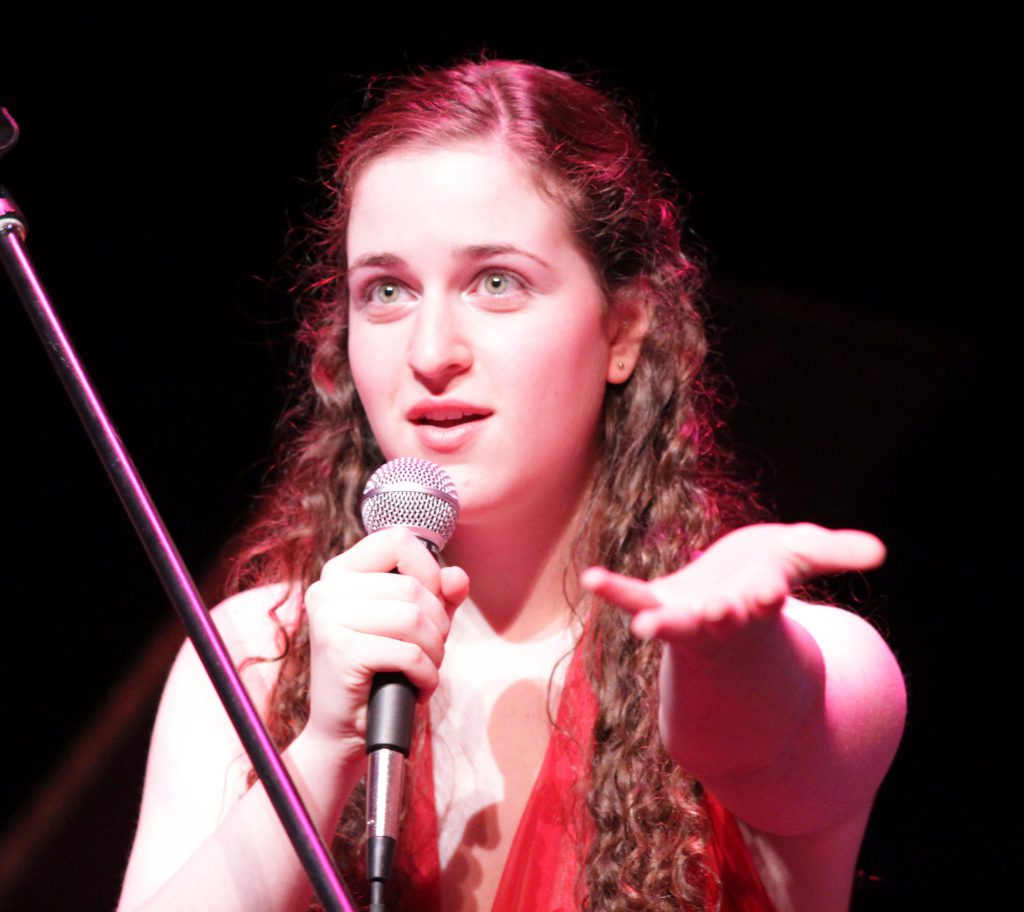 vocal performance of Yiddish and Hebrew songs
